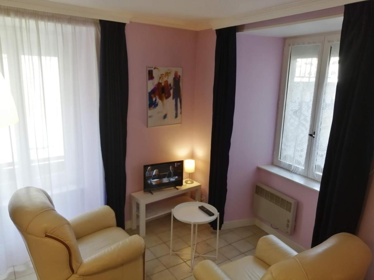 Chez Gustou Chaudes-Aigues Exterior foto